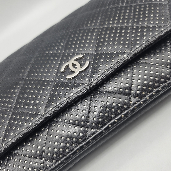 🖤CHANEL Bag🖤 - Picture 9 of 17